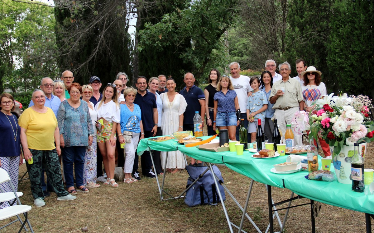 2024-06-29-fete-voisins-av-des-genets.jpg